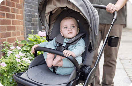 Premium Car Seat (0-4 Years) - view rental